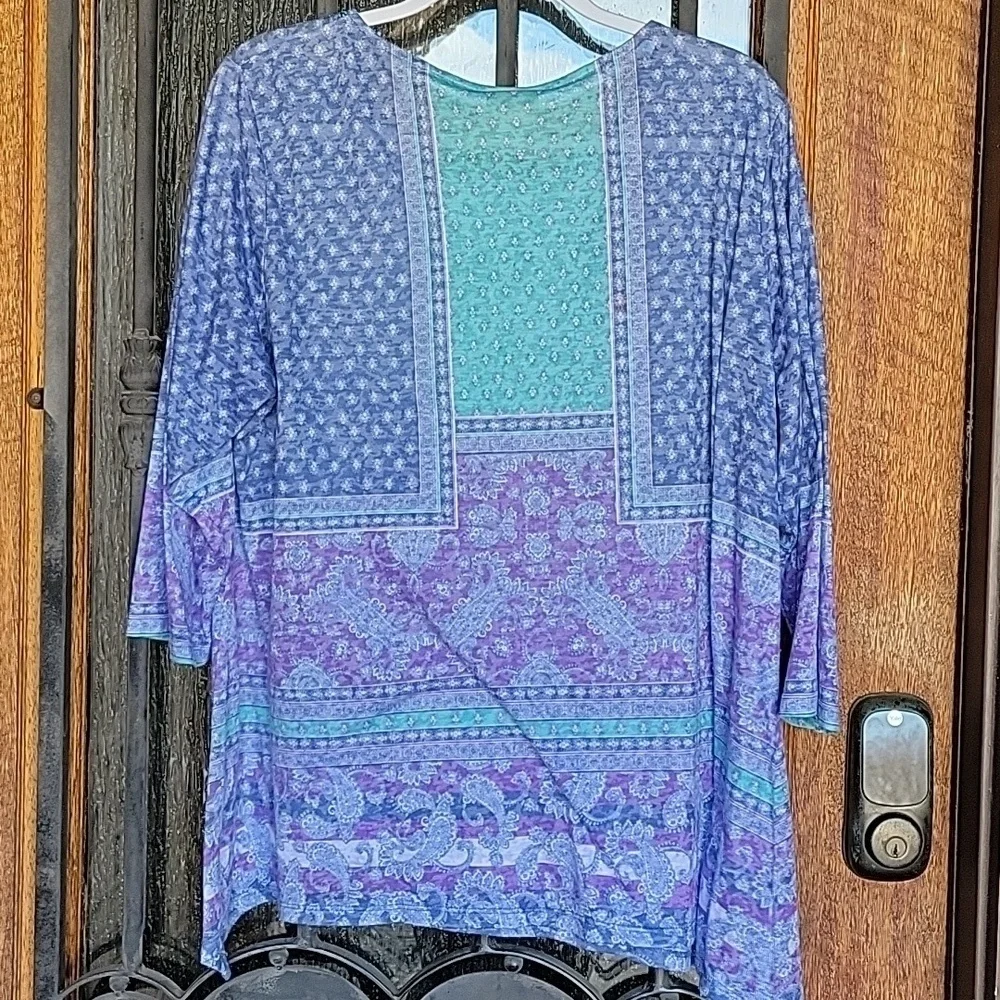 Floral Blue and Purple Women's 2 Piece Top - Picture 10 of 12